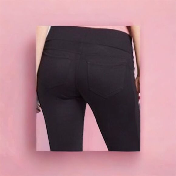 Isabel l Maternity l Black Pants, Jeggings l Mid Rise l Back Pockets l L l NWT - Picture 6 of 9